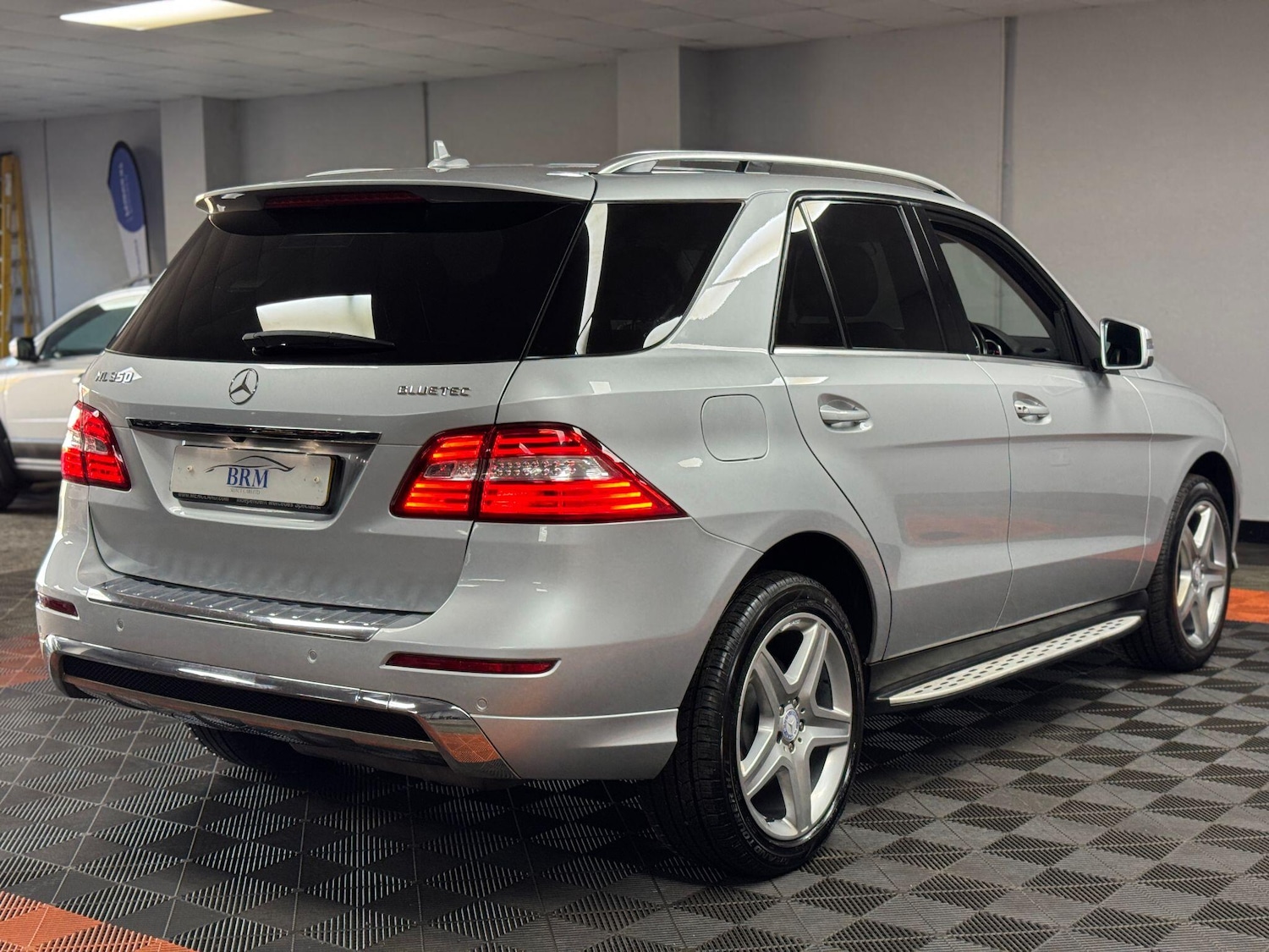 Used Mercedes-Benz M Class 2013 for sale - 76348857: Photo 13