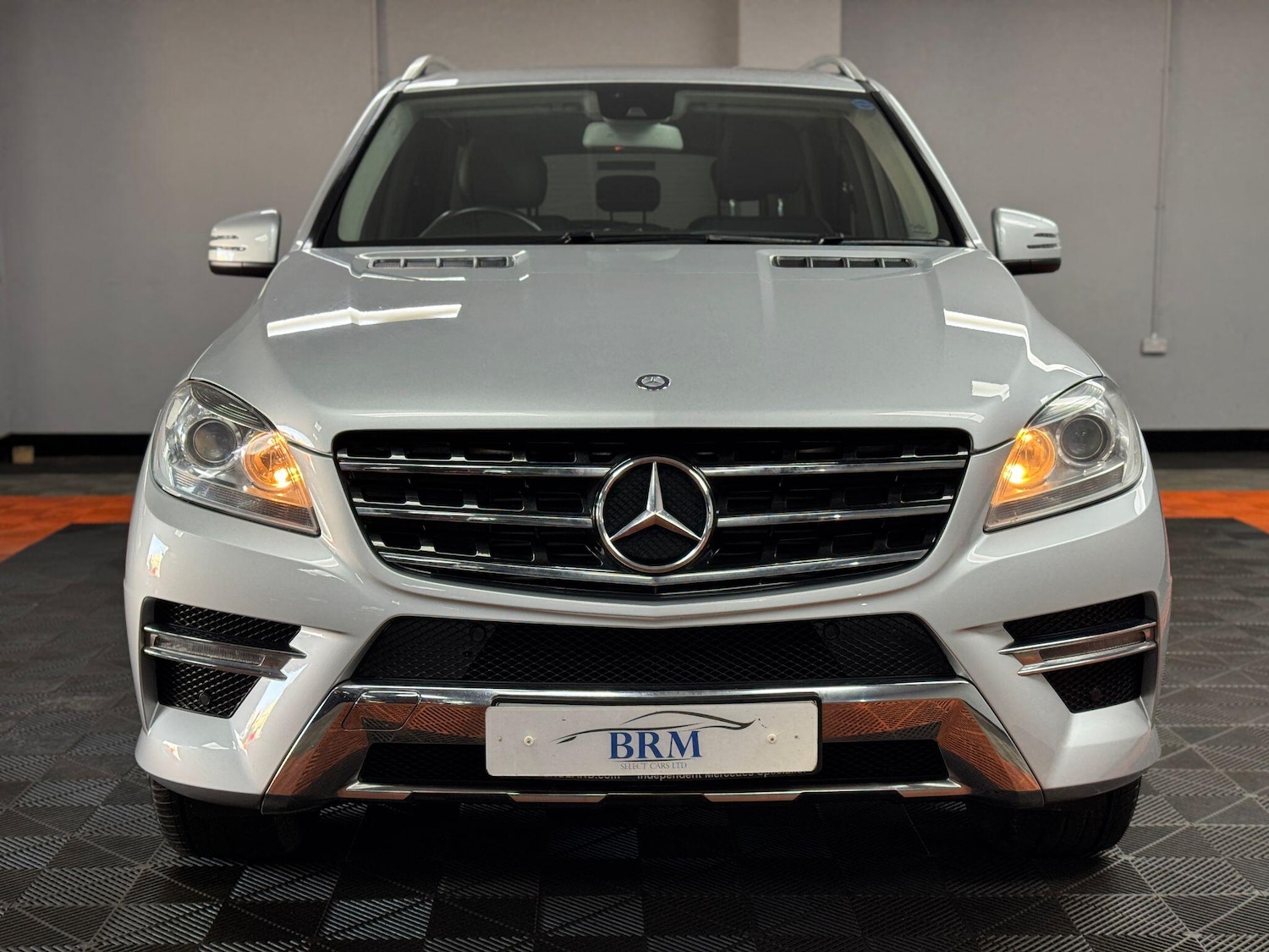 Used Mercedes-Benz M Class 2013 for sale - 76348857: Photo 2
