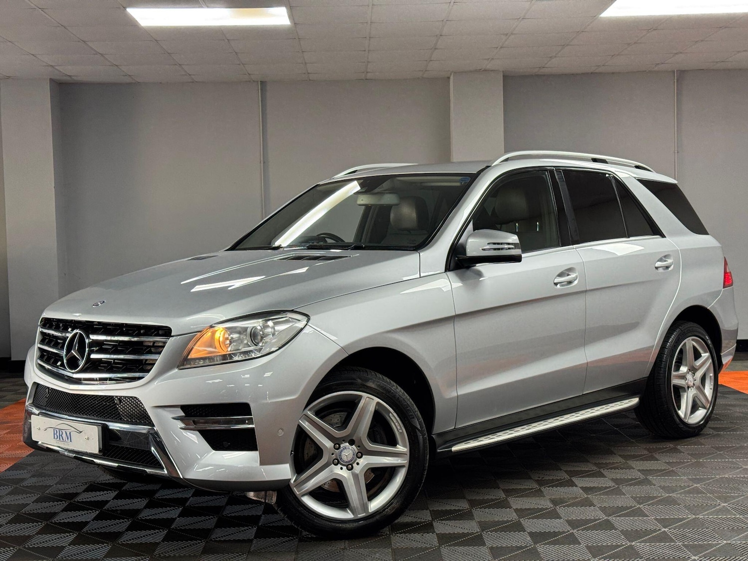 Used Mercedes-Benz M Class 2013 for sale - 76348857: Photo 3