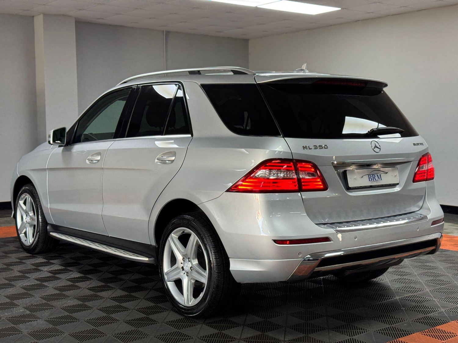 Used Mercedes-Benz M Class 2013 for sale - 76348857: Photo 4