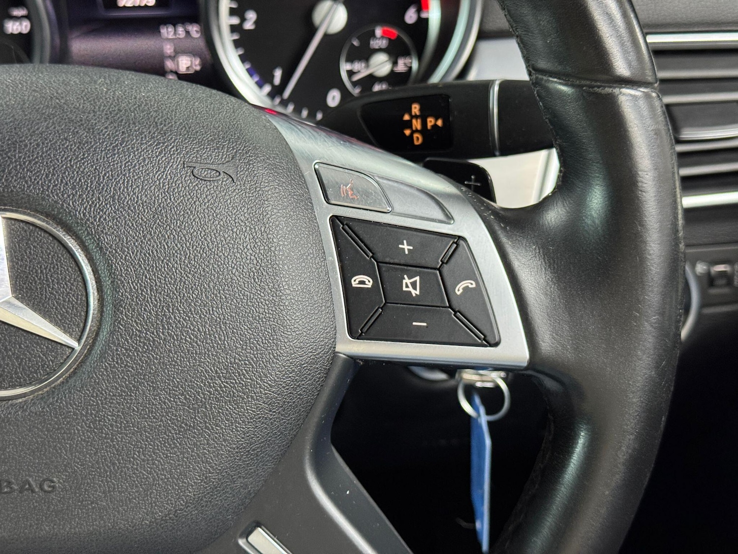 Used Mercedes-Benz M Class 2013 for sale - 76348857: Photo 45