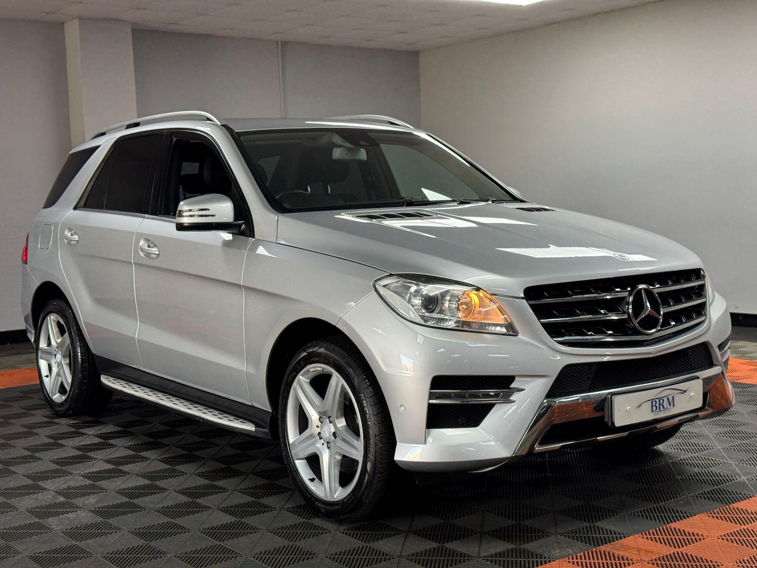 Used Mercedes-Benz M Class 2013 for sale - 76348857: Photo 6