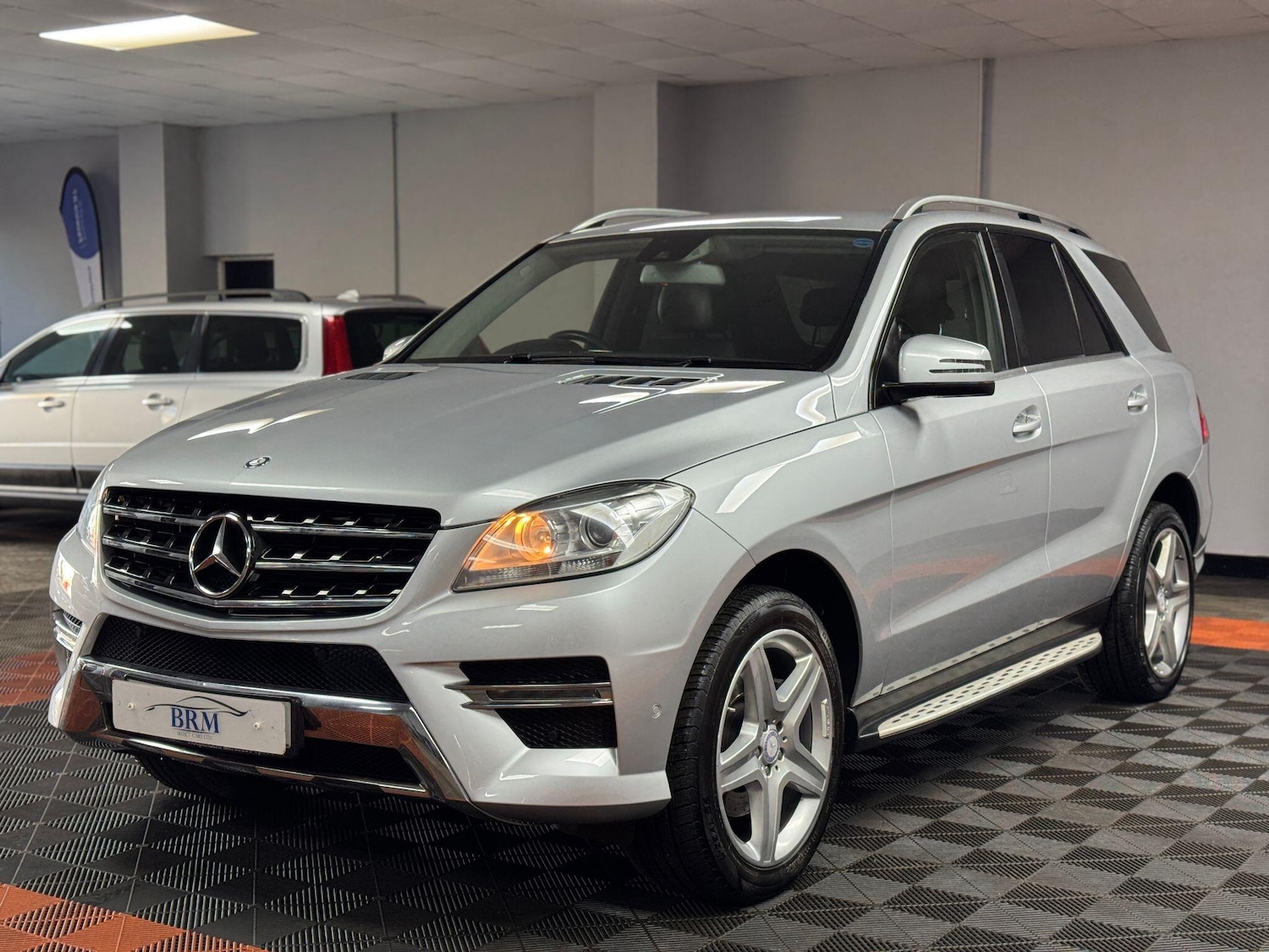 Used Mercedes-Benz M Class 2013 for sale - 76348857: Photo 8