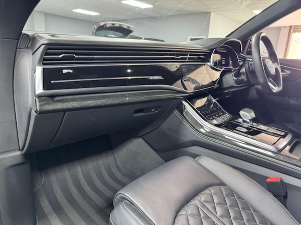 Used Audi SQ8 2022 for sale - 74965806: Photo 16