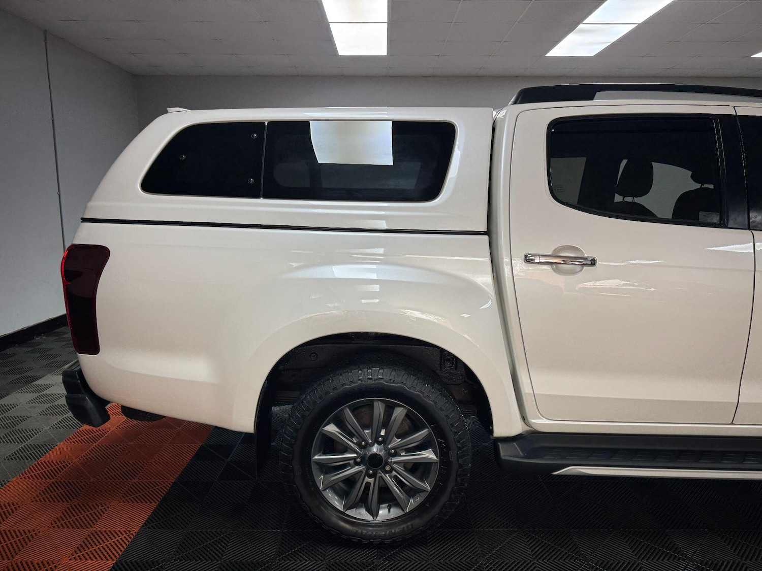 Vehicle 29
