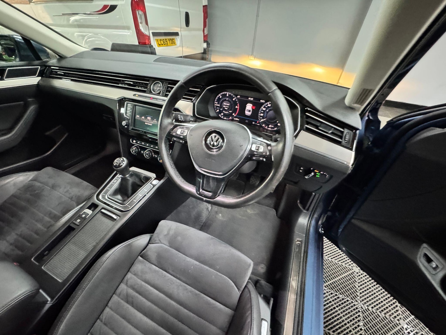 Used Volkswagen Passat 2017 for sale - 76083738: Photo 23