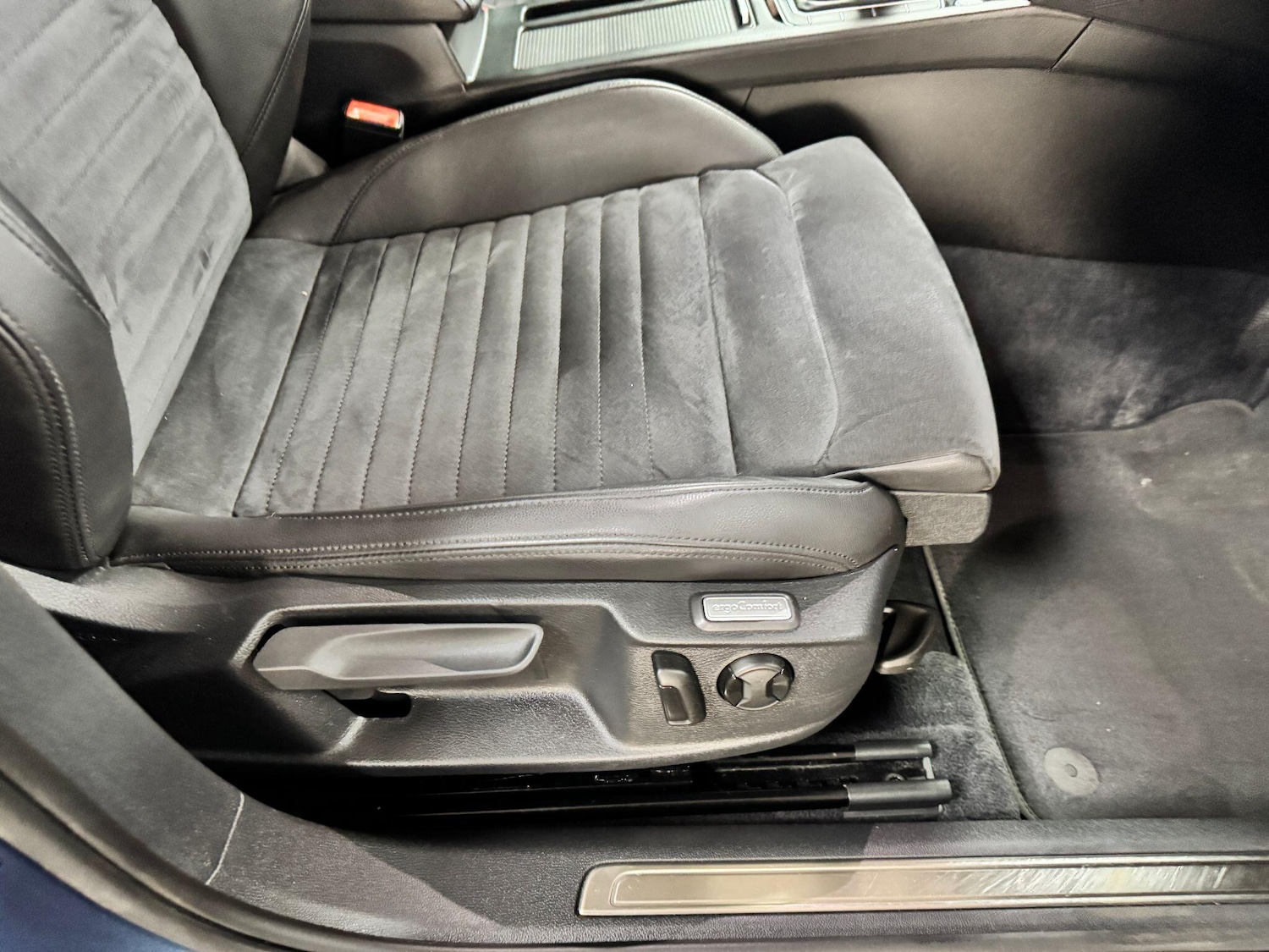 Used Volkswagen Passat 2017 for sale - 76083738: Photo 26