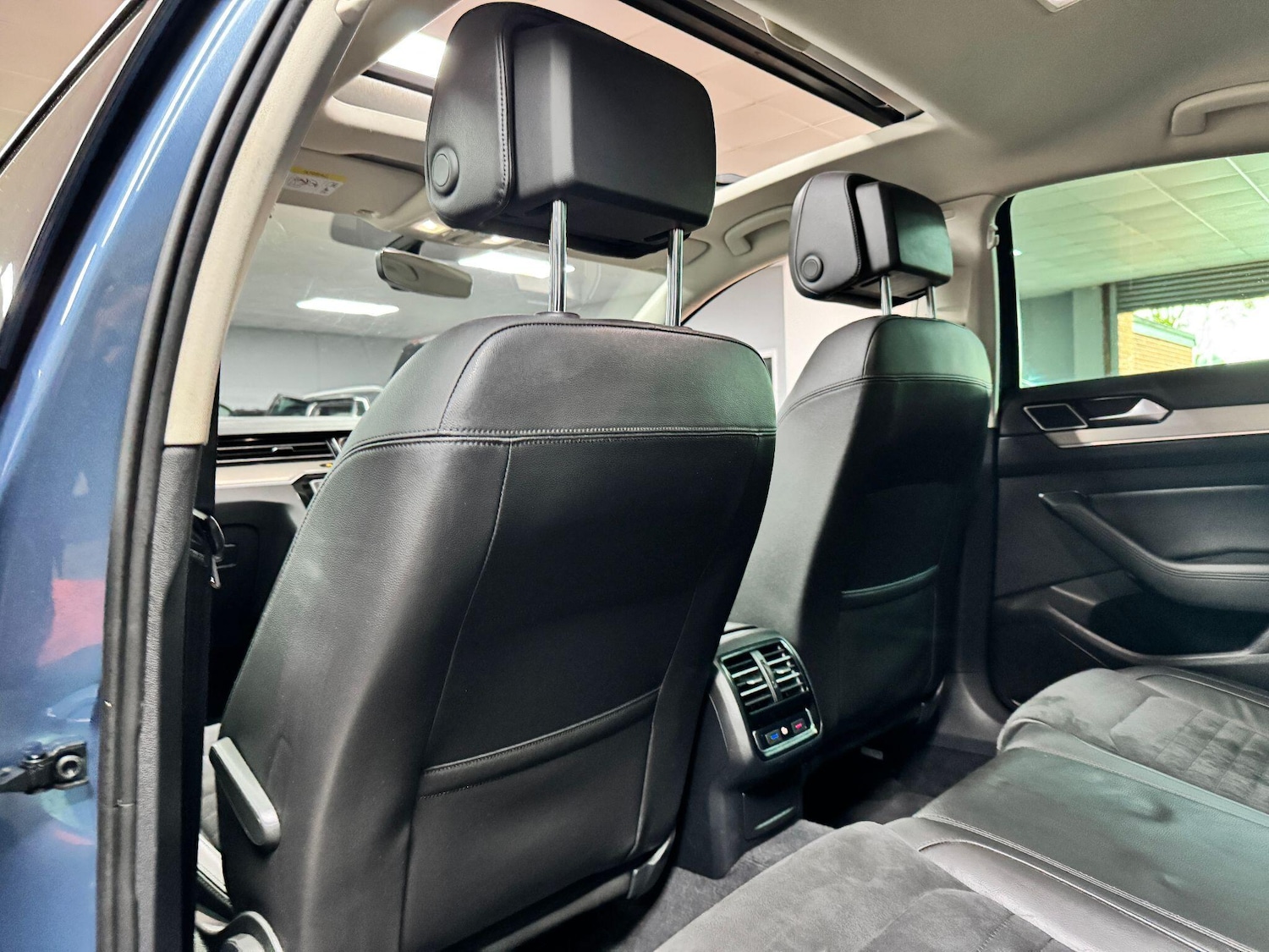 Used Volkswagen Passat 2017 for sale - 76083738: Photo 27