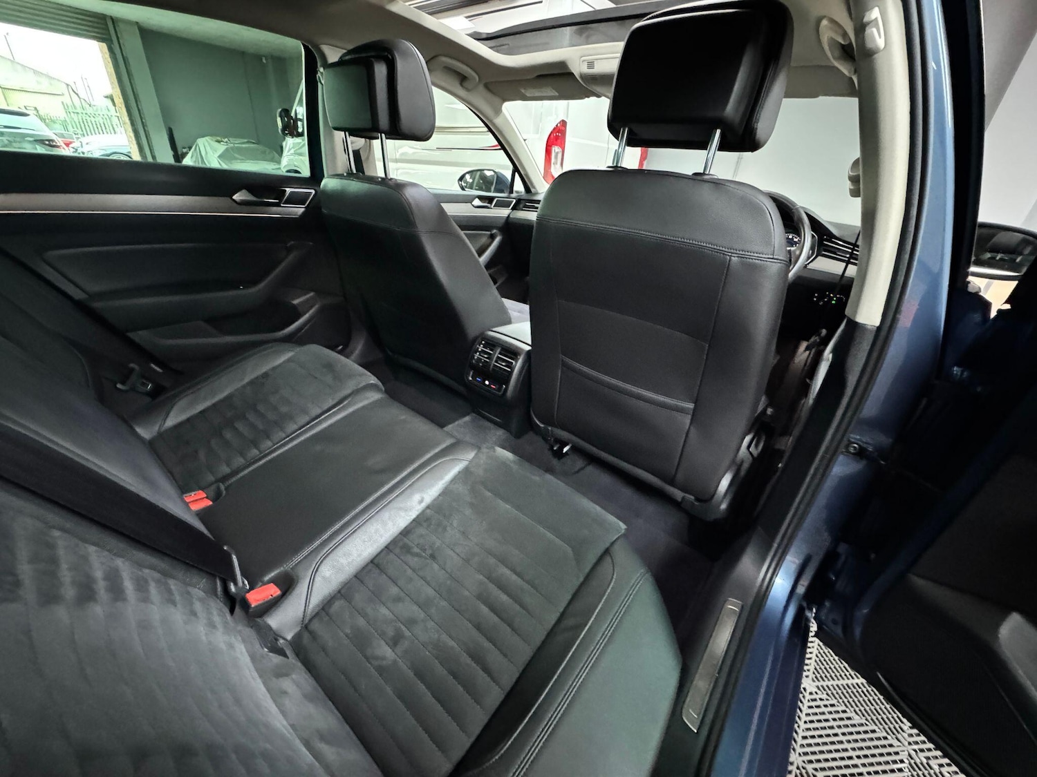 Used Volkswagen Passat 2017 for sale - 76083738: Photo 35