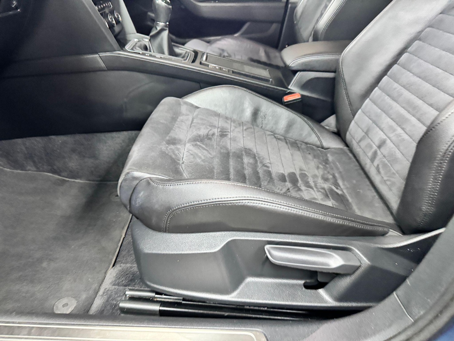 Used Volkswagen Passat 2017 for sale - 76083738: Photo 71