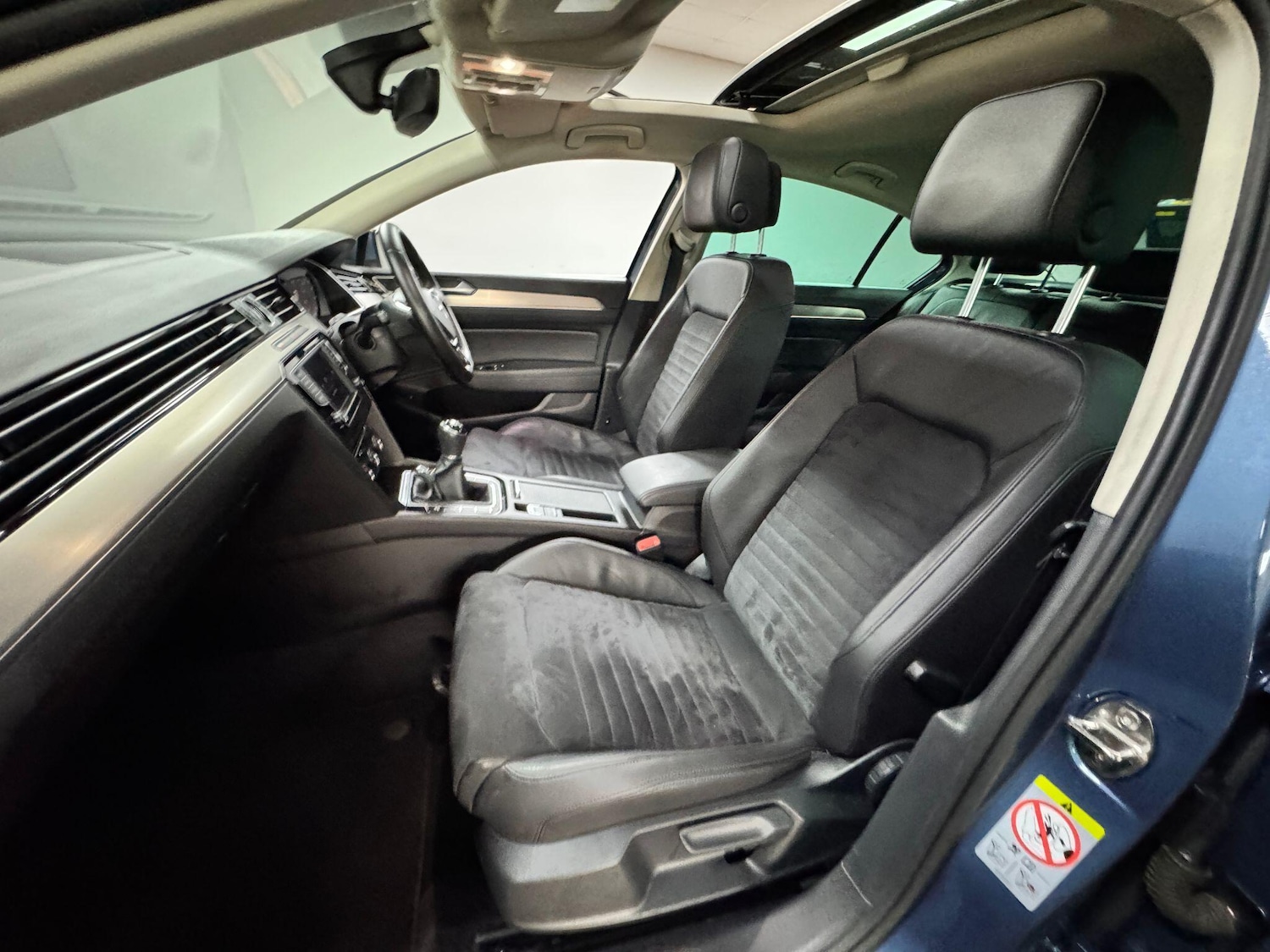 Used Volkswagen Passat 2017 for sale - 76083738: Photo 73