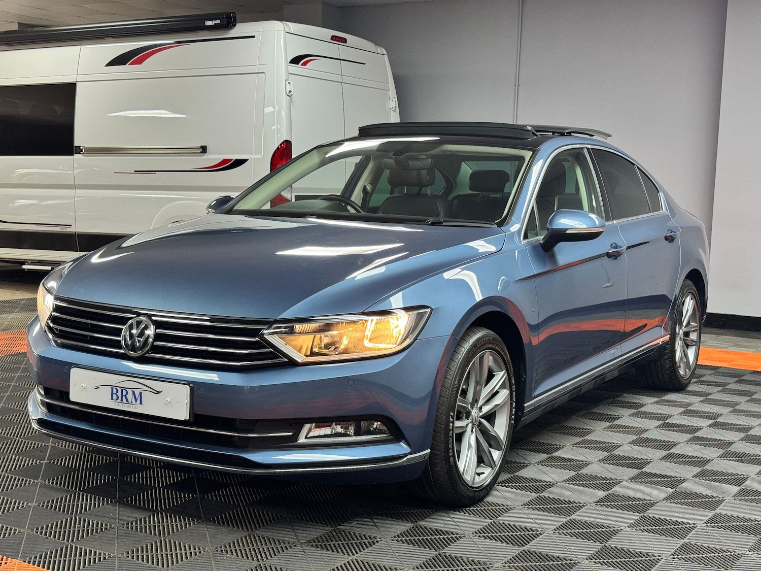 Used Volkswagen Passat 2017 for sale - 76083738: Photo 8
