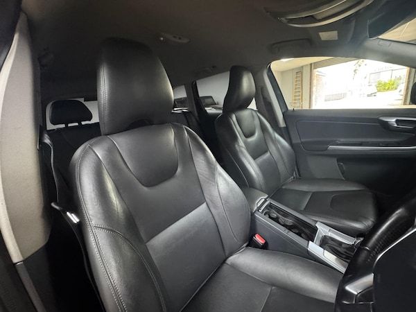Used Volvo XC60 2016 for sale - 75589362: Photo 24