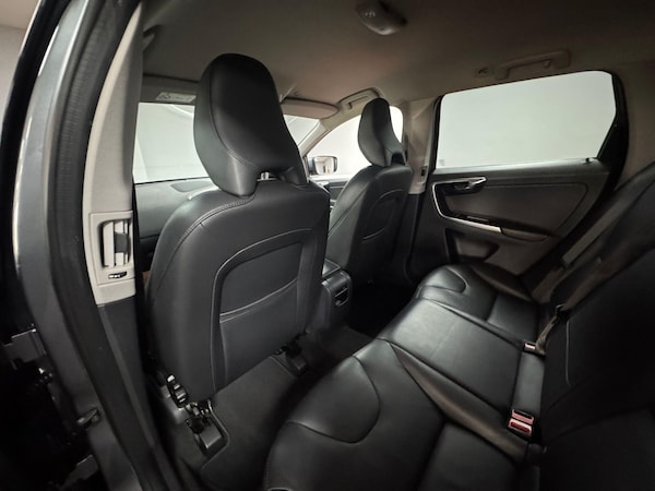 Used Volvo XC60 2016 for sale - 75589362: Photo 37
