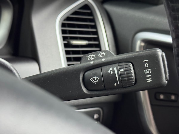 Used Volvo XC60 2016 for sale - 75589362: Photo 41