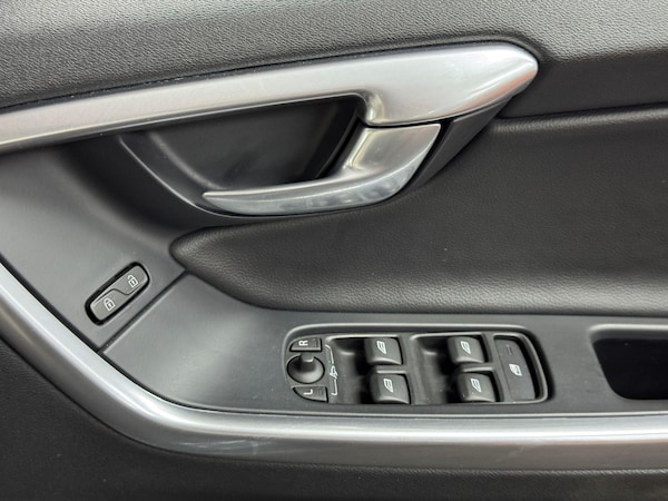Used Volvo XC60 2016 for sale - 75589362: Photo 49