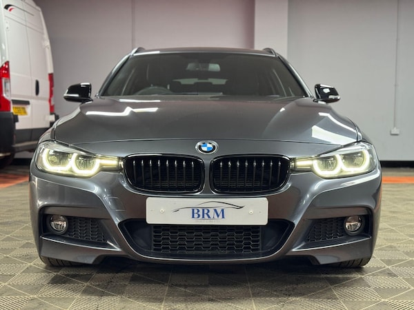 Used BMW 3 Series 2018 for sale - 74546179: Photo 2