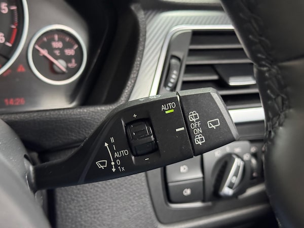 Used BMW 3 Series 2018 for sale - 74546179: Photo 40
