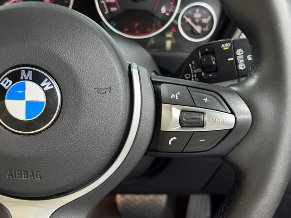 Used BMW 3 Series 2018 for sale - 74546179: Photo 42