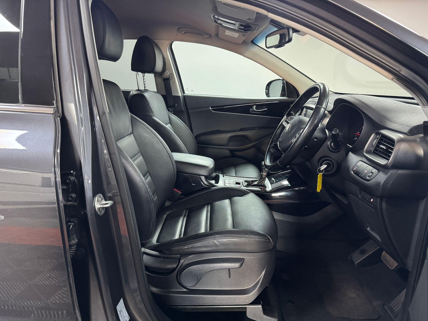 Used Kia Sorento 2018 for sale - 75857826: Photo 17