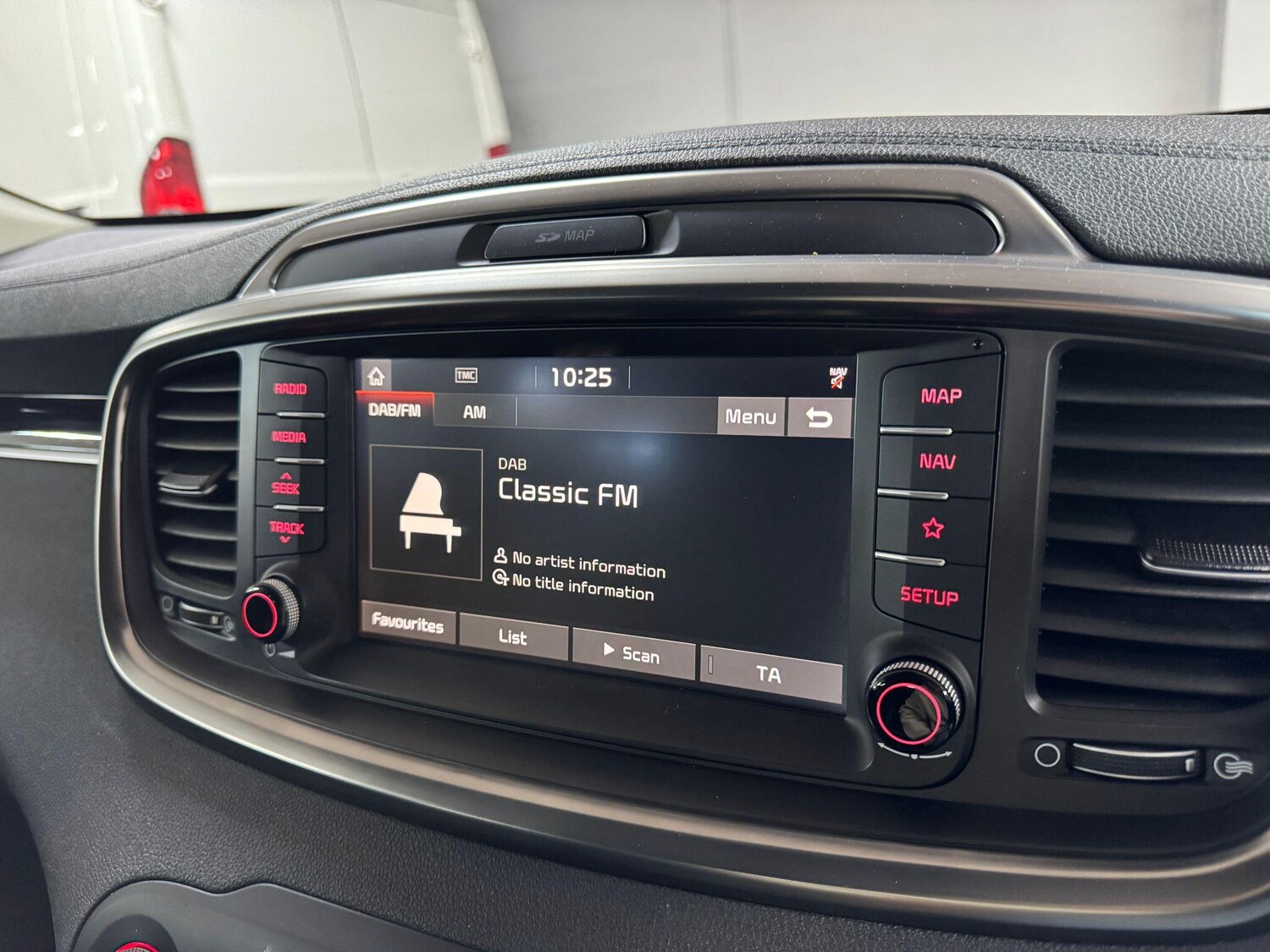 Used Kia Sorento 2018 for sale - 75857826: Photo 65