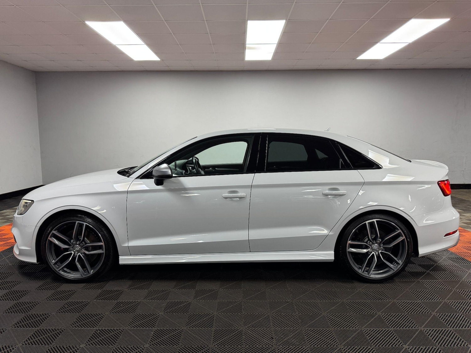 Used Audi S3 2015 for sale - 76499971: Photo 7