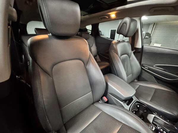 Used Hyundai Santa Fe 2014 for sale - 75364261: Photo 26