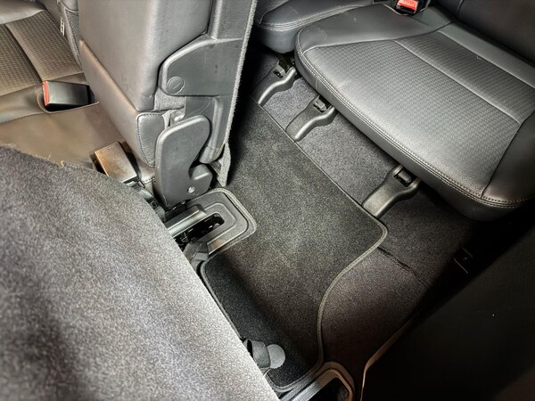 Used Hyundai Santa Fe 2014 for sale - 75364261: Photo 33