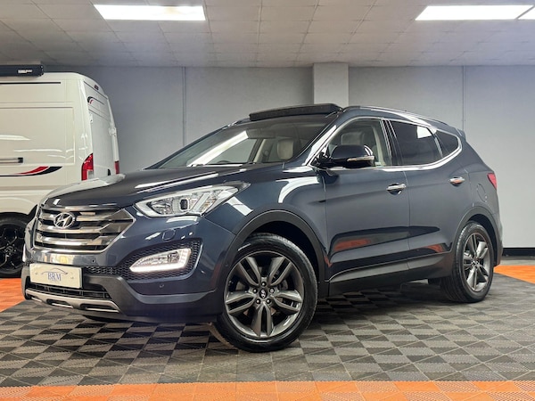 Used Hyundai Santa Fe 2014 for sale - 75364261: Photo 3