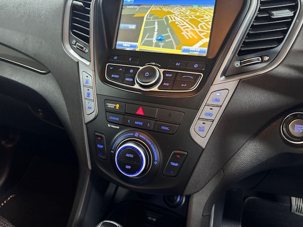 Used Hyundai Santa Fe 2014 for sale - 75364261: Photo 60