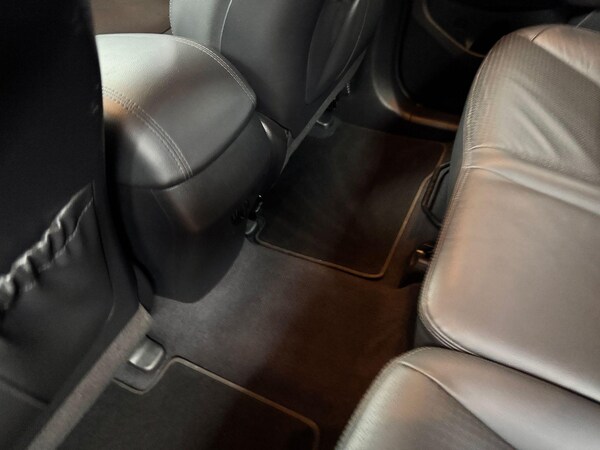 Used Hyundai Santa Fe 2014 for sale - 75364261: Photo 84