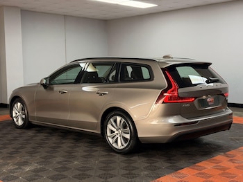 Used Volvo V60 2019 for sale - 79412951: Photo