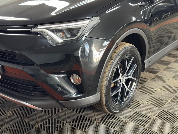 Used Toyota RAV4 2018 for sale - 74822813: Photo 14