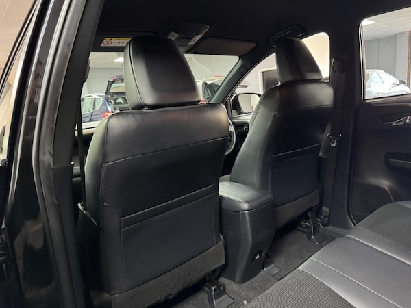 Used Toyota RAV4 2018 for sale - 74822813: Photo 27