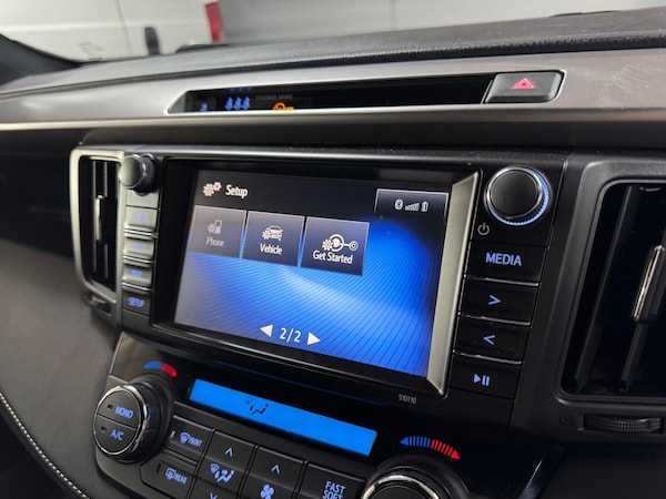 Used Toyota RAV4 2018 for sale - 74822813: Photo 60