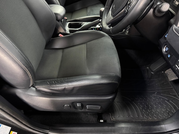 Used Toyota RAV4 2018 for sale - 74822813: Photo 76