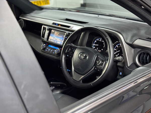 Used Toyota RAV4 2018 for sale - 74822813: Photo 83
