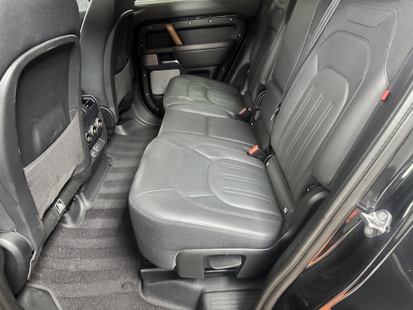 Used Land Rover Defender 130 2023 for sale - 75225458: Photo 28
