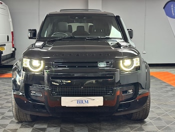 Used Land Rover Defender 130 2023 for sale - 75225458: Photo