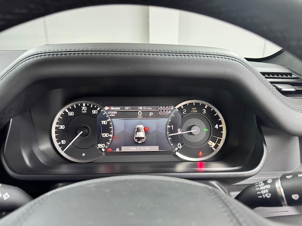 Used Land Rover Defender 130 2023 for sale - 75225458: Photo 57