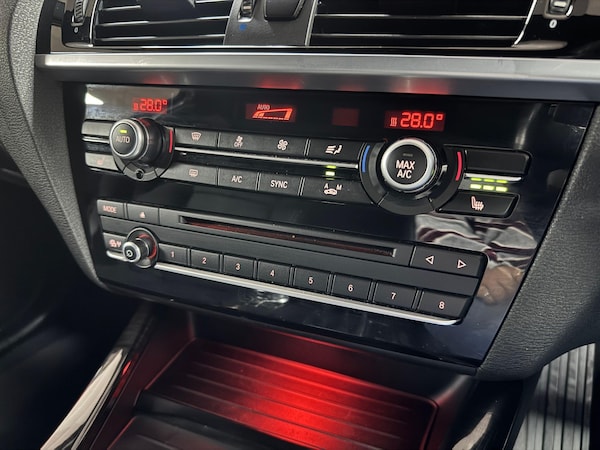 Used BMW X4 2016 for sale - 76041878: Photo 66