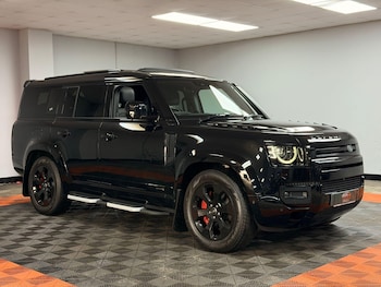 Used Land Rover Defender 130 2023 for sale - 79464403: Photo