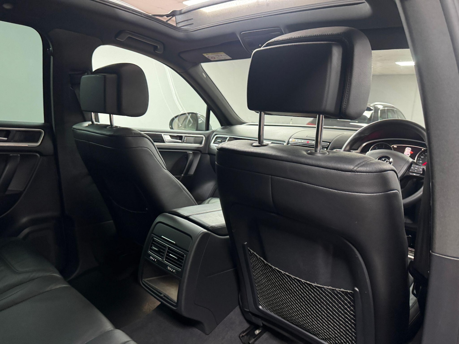 Used Volkswagen Touareg 2015 for sale - 76360157: Photo 26