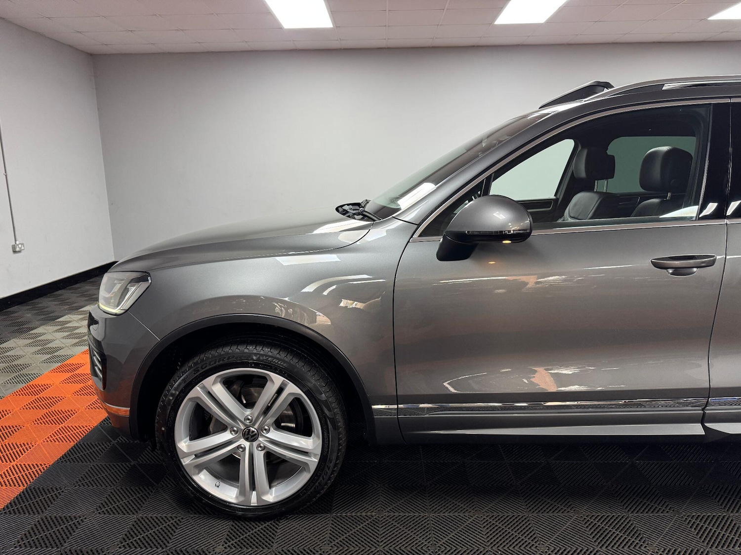 Used Volkswagen Touareg 2015 for sale - 76360157: Photo 39