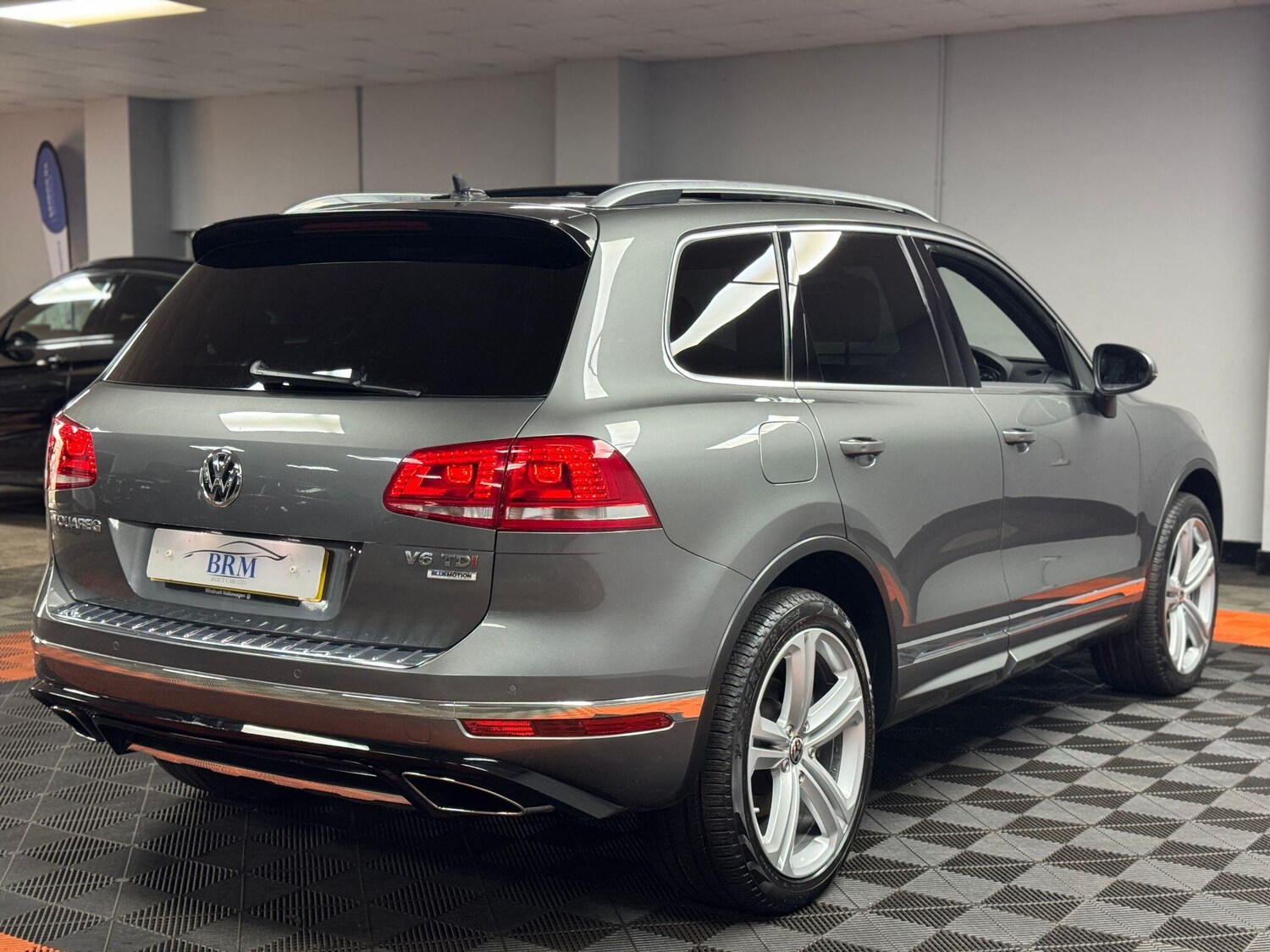 Used Volkswagen Touareg 2015 for sale - 76360157: Photo 44