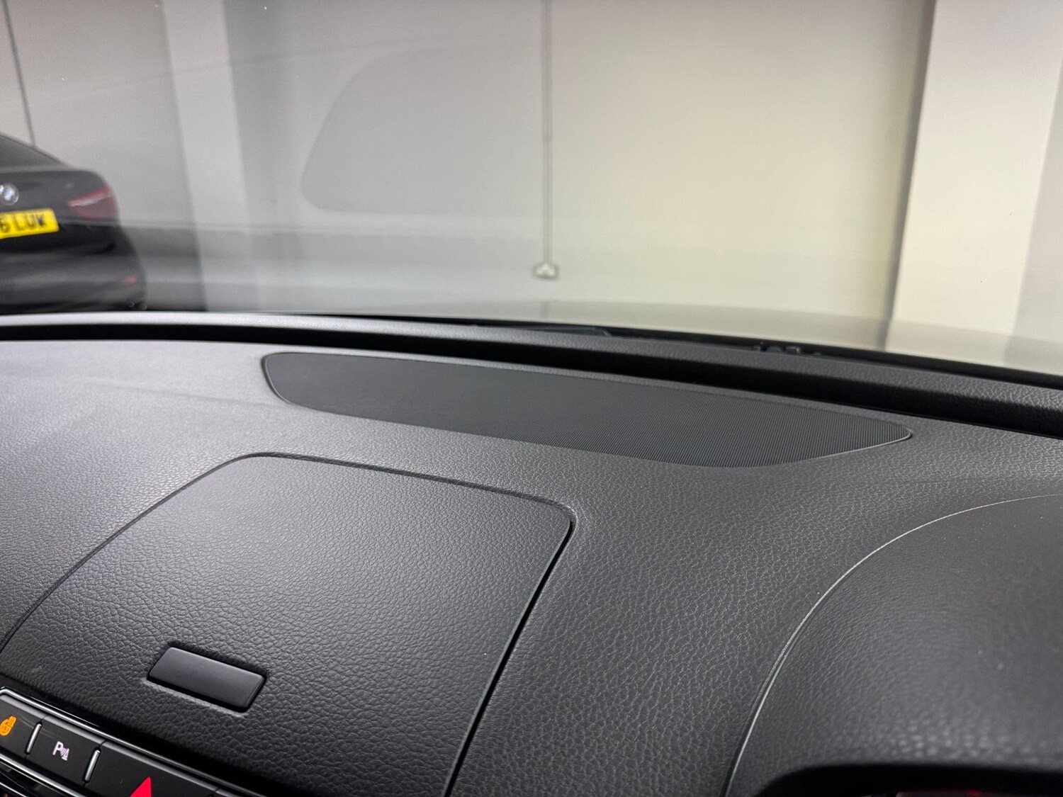 Used Volkswagen Touareg 2015 for sale - 76360157: Photo 53