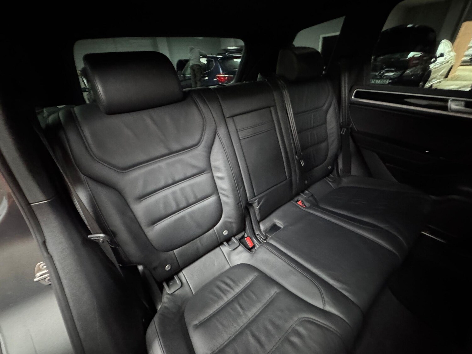 Used Volkswagen Touareg 2015 for sale - 76360157: Photo 84