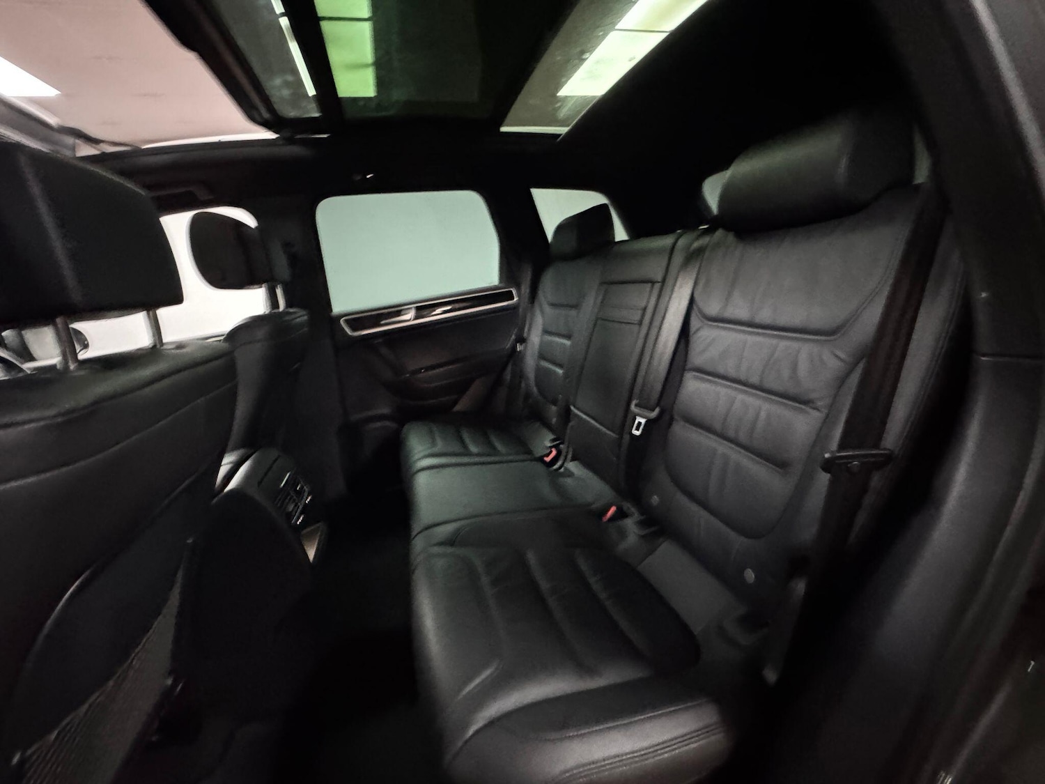 Used Volkswagen Touareg 2015 for sale - 76360157: Photo 85