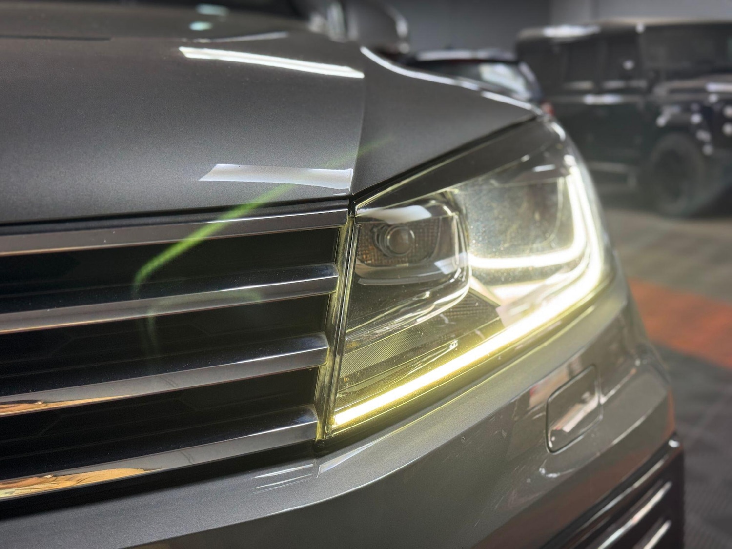 Used Volkswagen Touareg 2015 for sale - 76360157: Photo 91