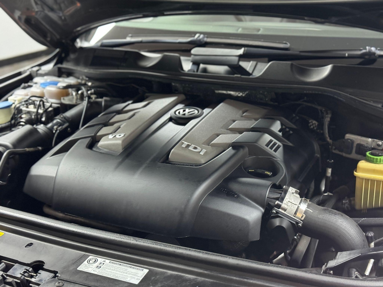 Used Volkswagen Touareg 2015 for sale - 76360157: Photo 98